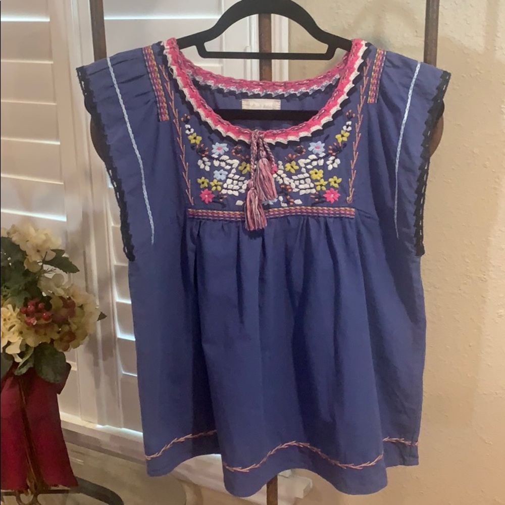 Altar’d State embroidered Top